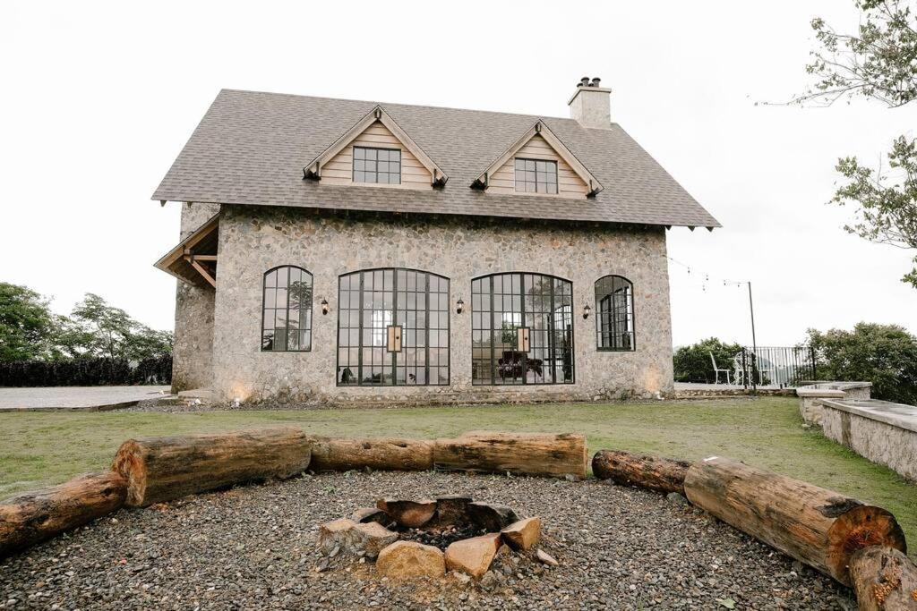 Villa The Old Country Stone House Cebu Stadt Exterior foto